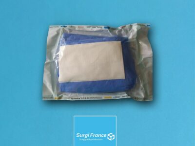 REF FST 202 <br>CASAQUE DE SOINS STÉRILE – CARTON DE 50 PIÈCES